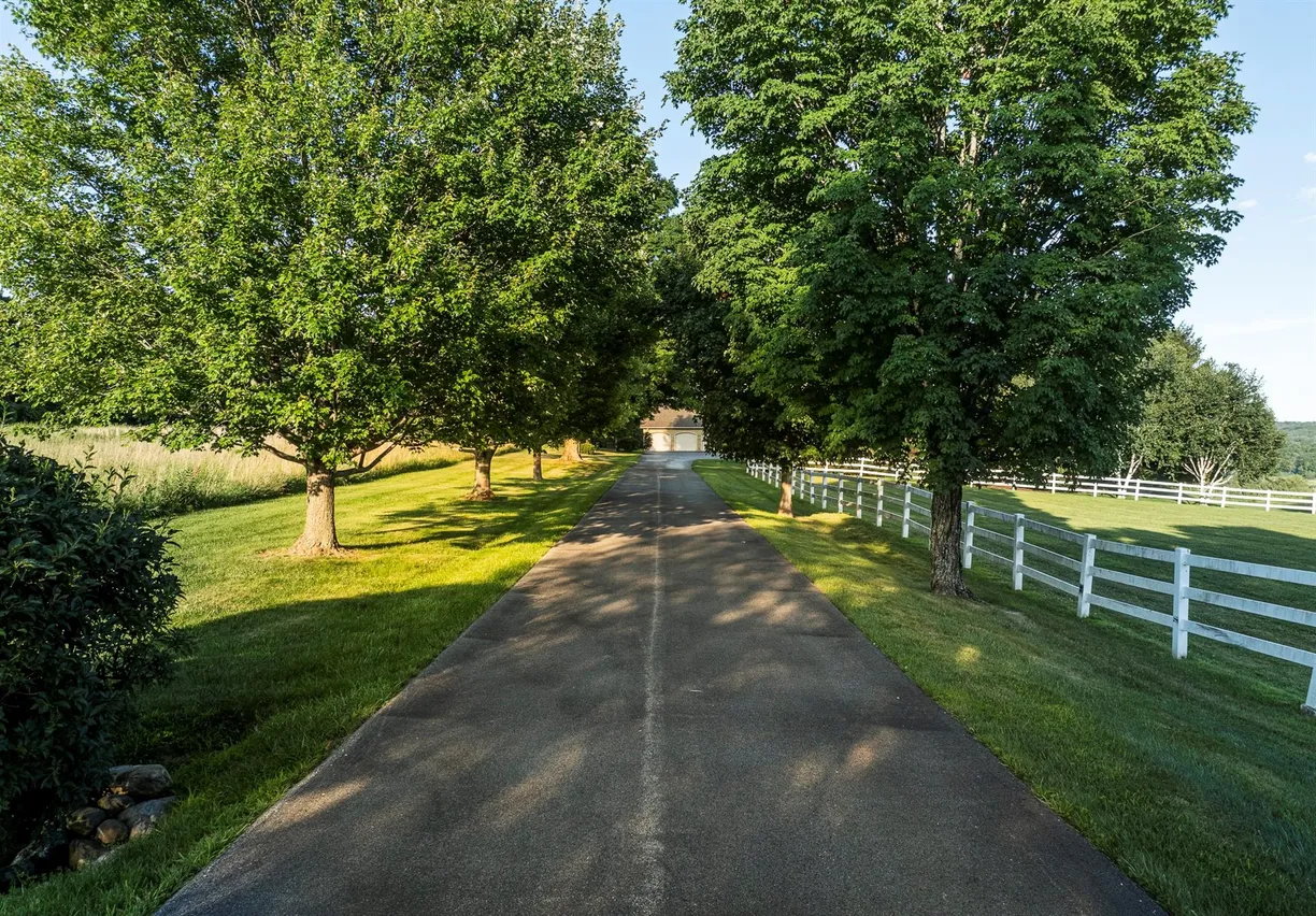 Hudson Valley Real Estate | View 3598 Route 82 | room 2