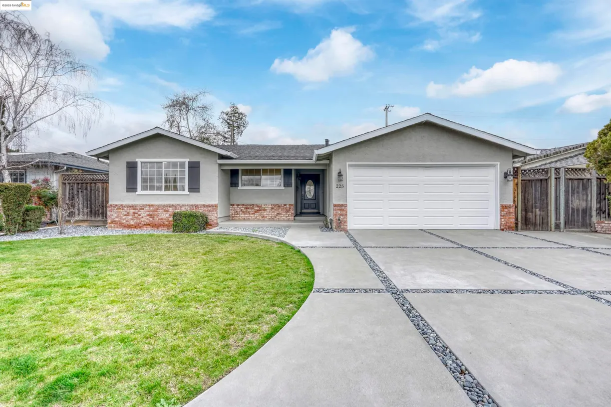 Northern California Real Estate | View 225 Gregg Dr | 4 Beds, 2 Baths