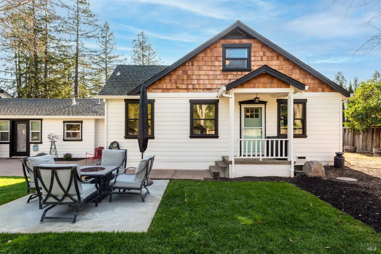 Northern California Real Estate | View 824 Brush Creek Road | 3 Beds, 3 Baths