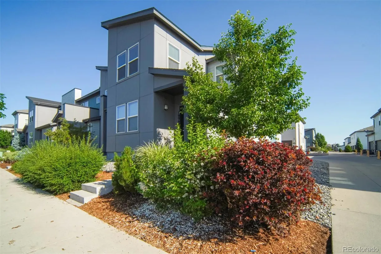 Denver Real Estate | View 16069 E Elk Drive | room 2