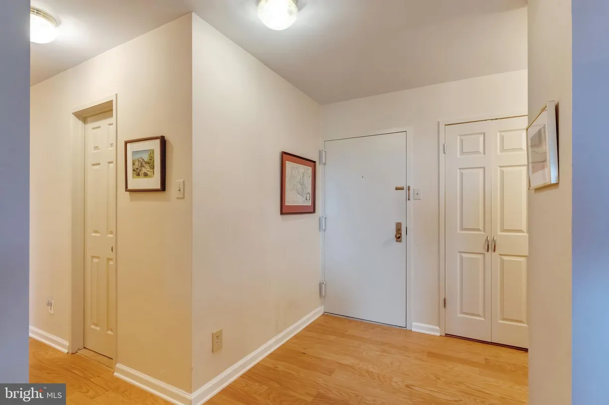 Washington Metro Area Real Estate | View 1800 Old Meadow Road Unit# 321 | room 2