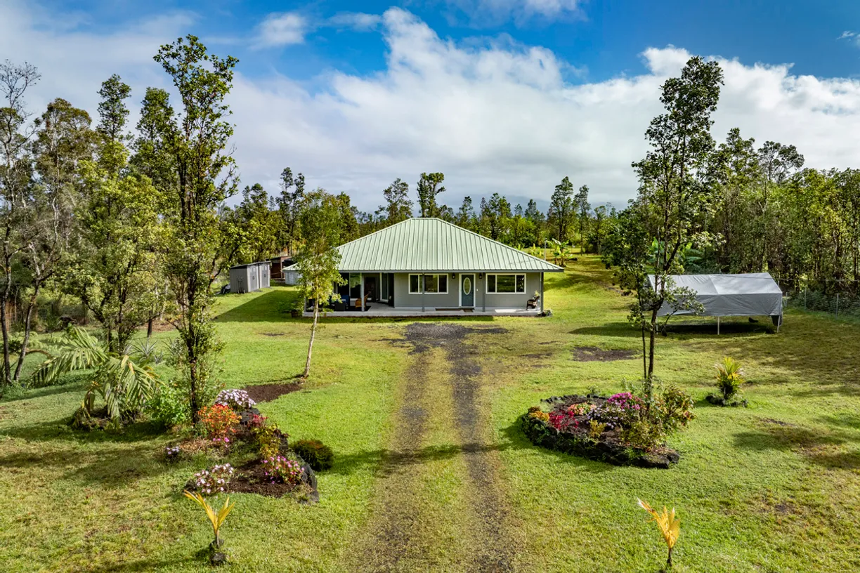 Hawaii Real Estate | View 11-3400 PALAINUI AVE | 3 Beds, 2 Baths
