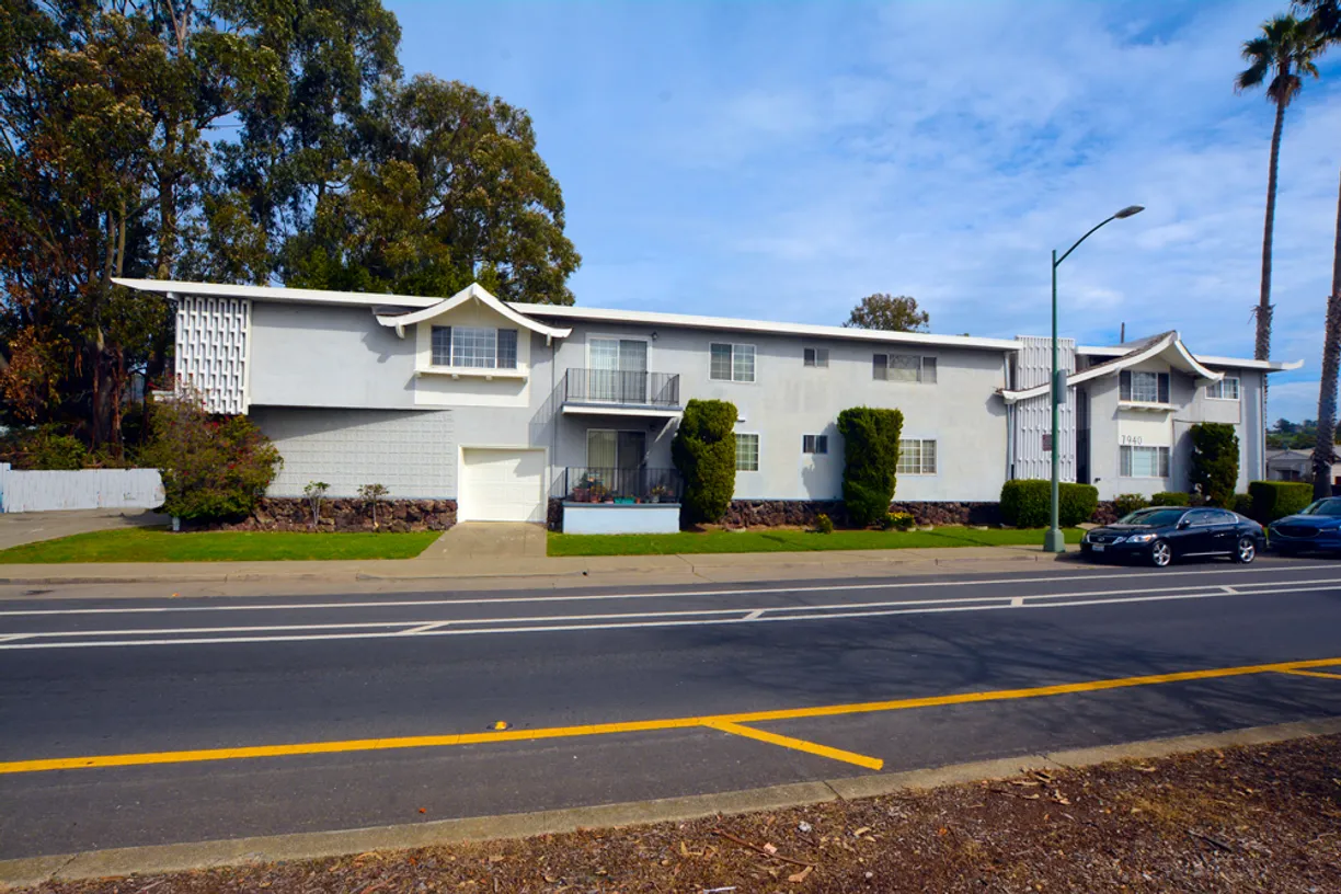 Northern California Real Estate | View 7940 Bancroft Avenue | room 1