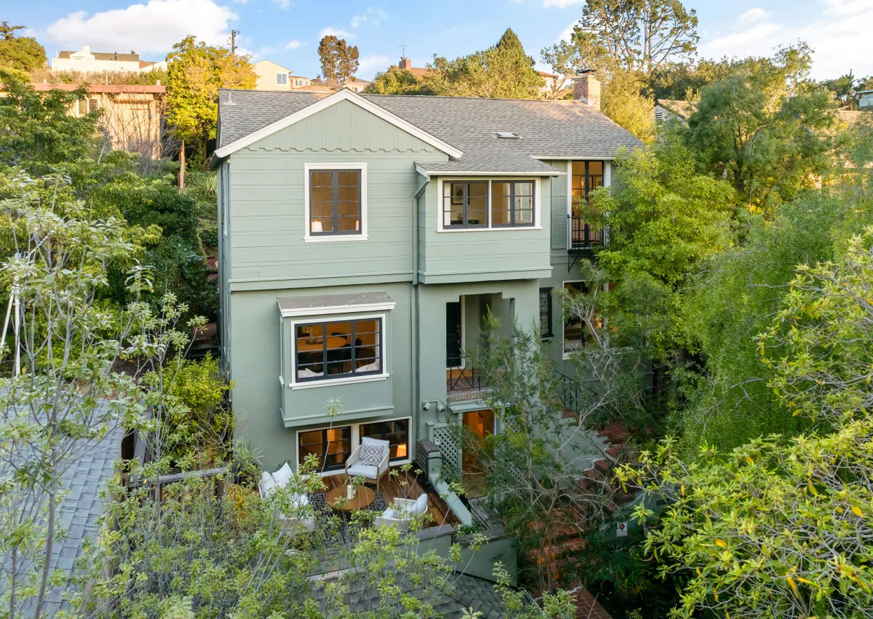 Northern California Real Estate | View 143 Arlington Ave | room 2