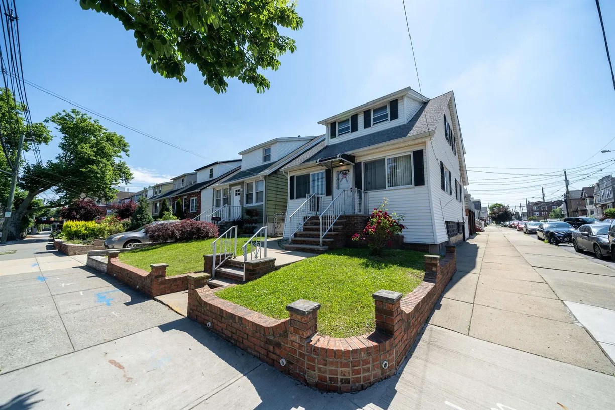 Jersey City/Hoboken Real Estate | View 1144 Kennedy Blvd | room 1