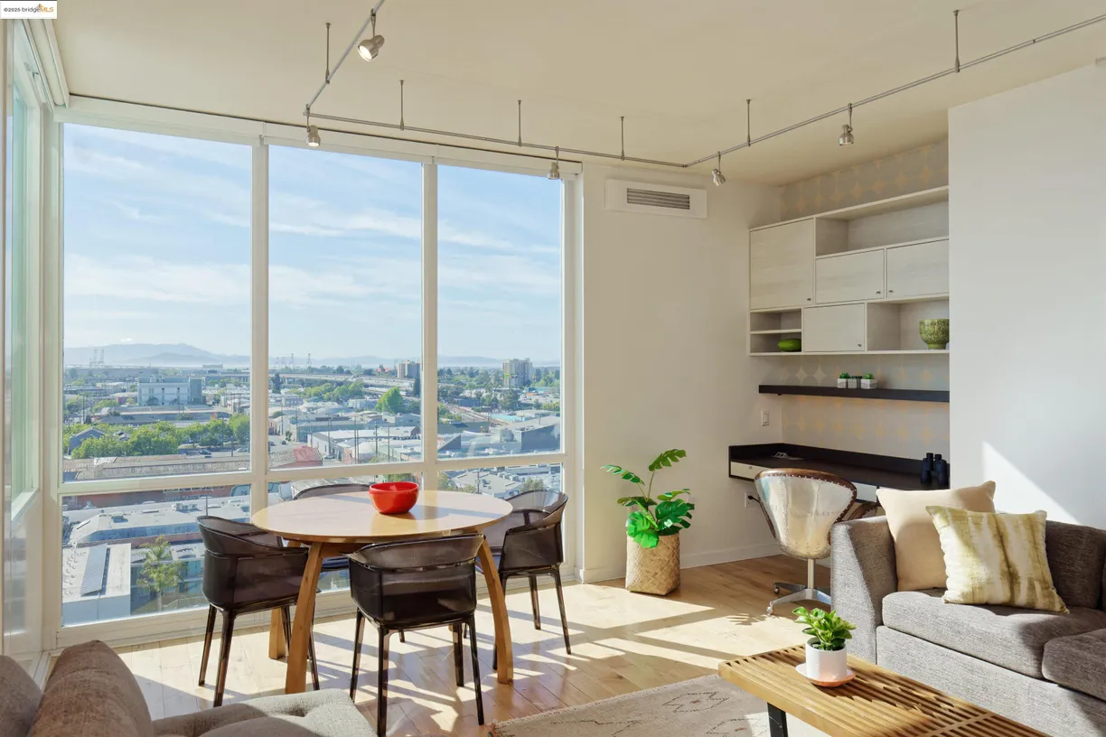 Northern California Real Estate | View 222 Broadway #1204 | room 2
