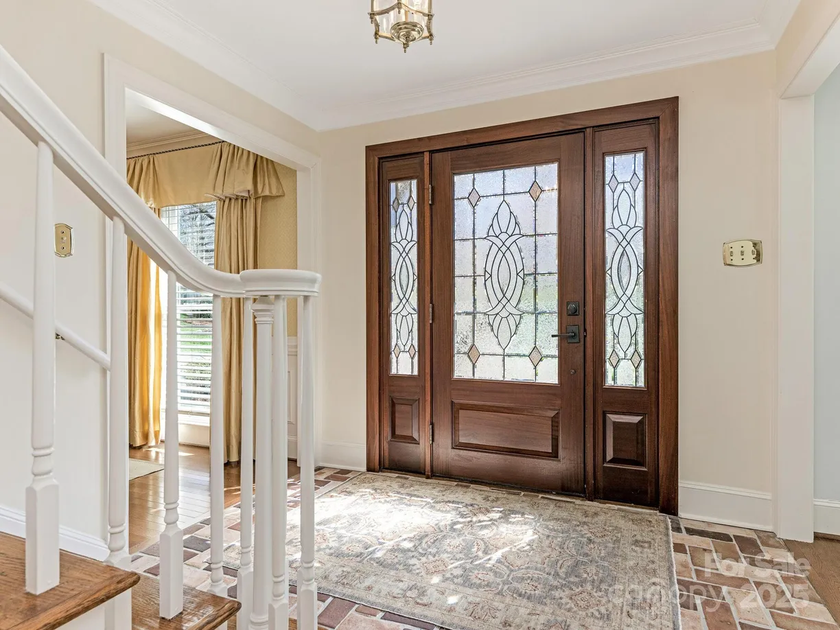 Charlotte Real Estate | View 3041 Valencia Terrace | room 2