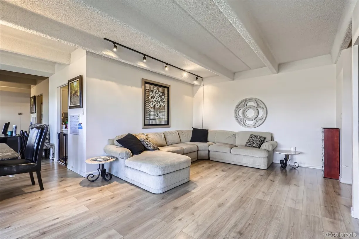 Denver Real Estate | View 7877 E Mississippi Avenue Unit# 506 | room 2