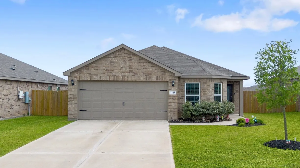 Houston Real Estate | View 2148 Mule Ridge Drive | 3 Beds, 2 Baths