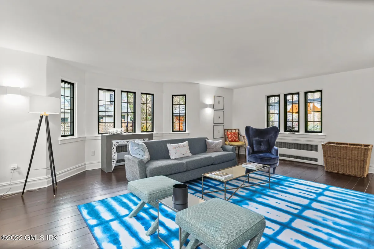 Greenwich Real Estate | View 84 Meadow Road | room 2