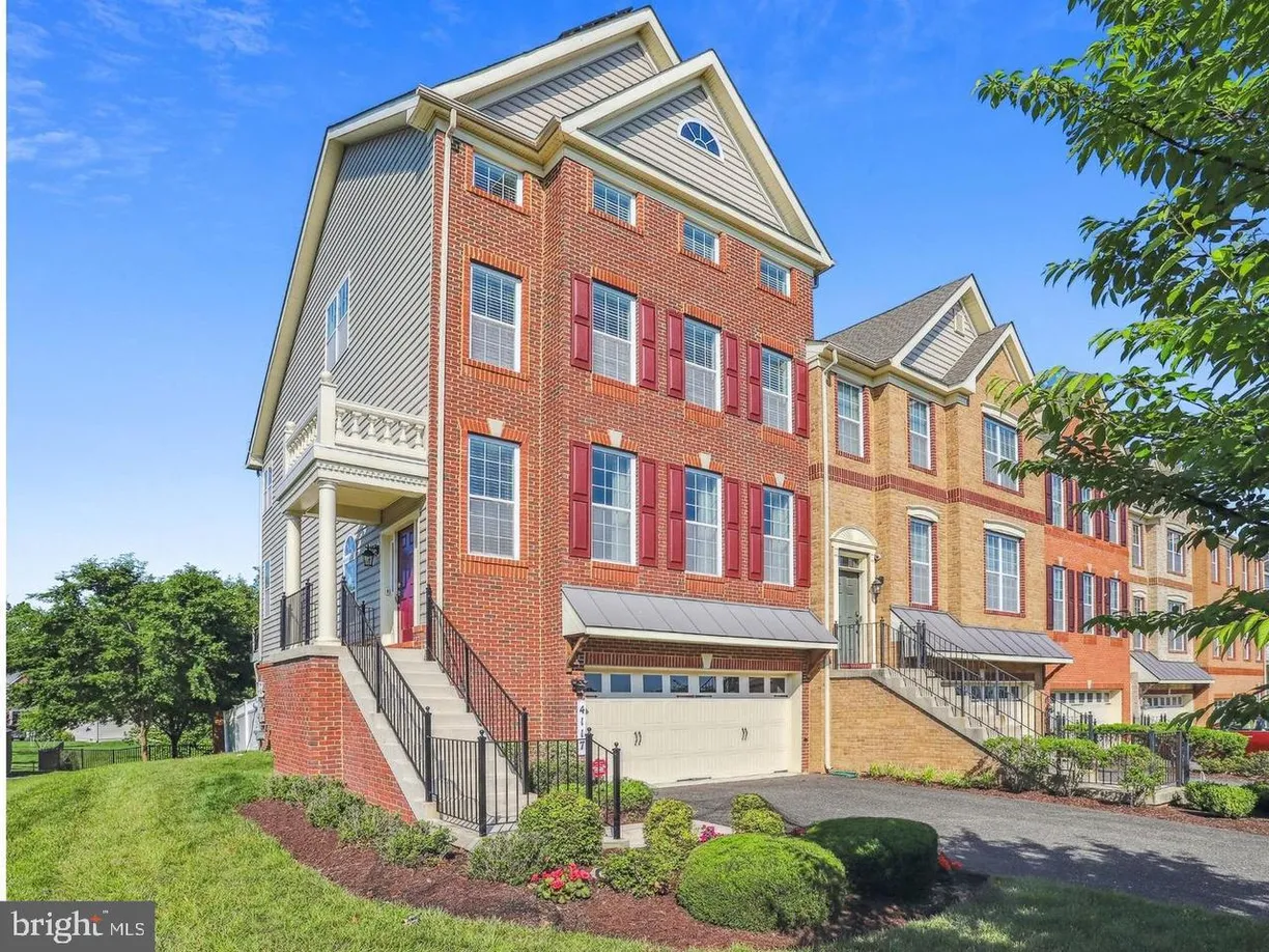 Washington Metro Area Real Estate | View 4117 Yearling Court | 4 Beds, 3 Baths