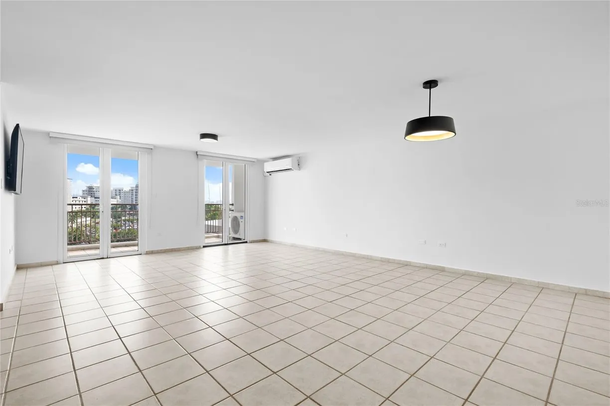 Puerto Rico Real Estate | View 100 Calle Juan Antonio Corretjer #406 | room 1