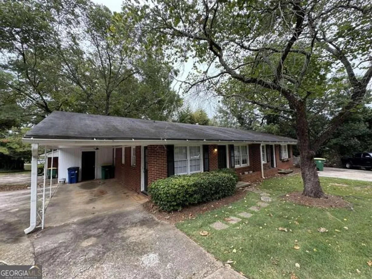 Athens, GA Real Estate | View 2019 Lumpkin Street S #2019 | 4 Beds, 2 Baths