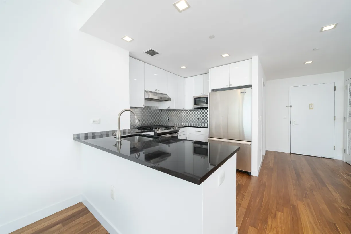 Jersey City/Hoboken Real Estate | View 25 Hudson St Unit# PH904 | room 2