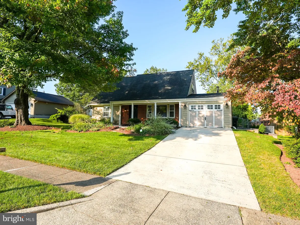 Washington Metro Area Real Estate | View 4326 Mariner Lane | 4 Beds, 2 Baths