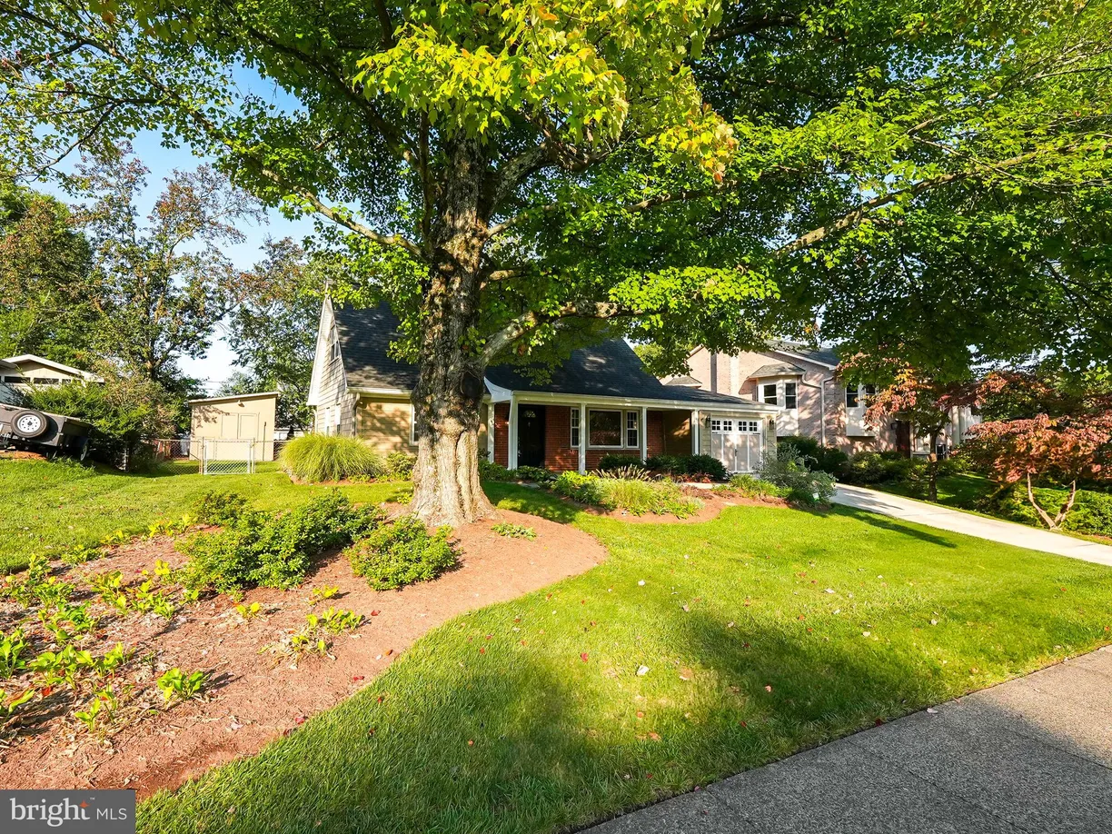 Washington Metro Area Real Estate | View 4326 Mariner Lane | room 2