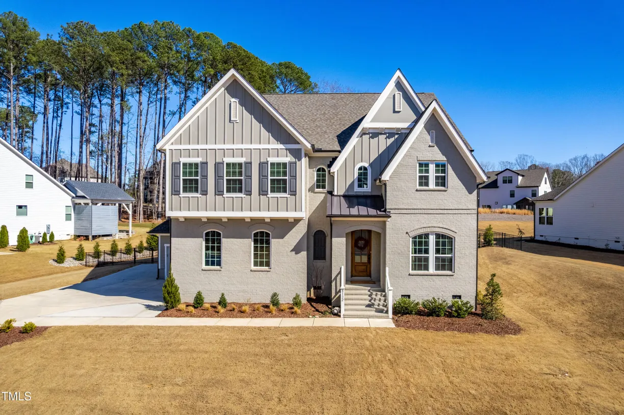Raleigh, NC Real Estate | View 8132 Baronleigh Lane | 5 Beds, 5 Baths
