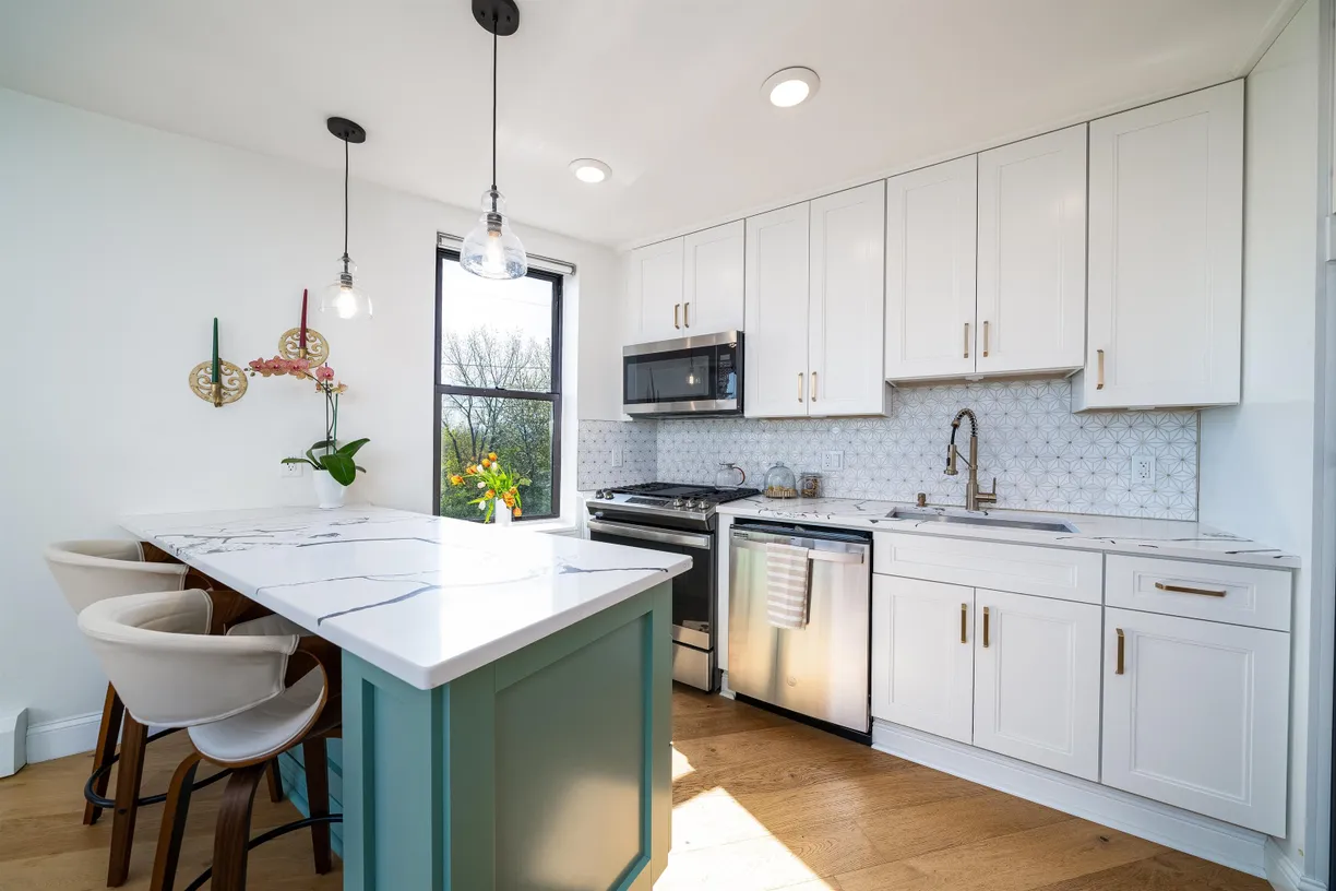 Jersey City/Hoboken Real Estate | View 787 Summit Ave Unit# 16 | room 1
