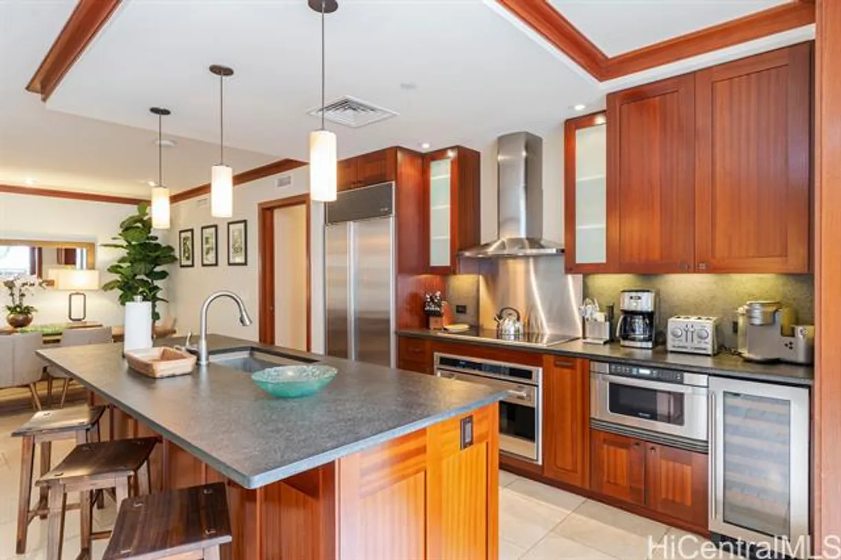 Hawaii Real Estate | View 92-104 Waialii Place, #O222 | room 2