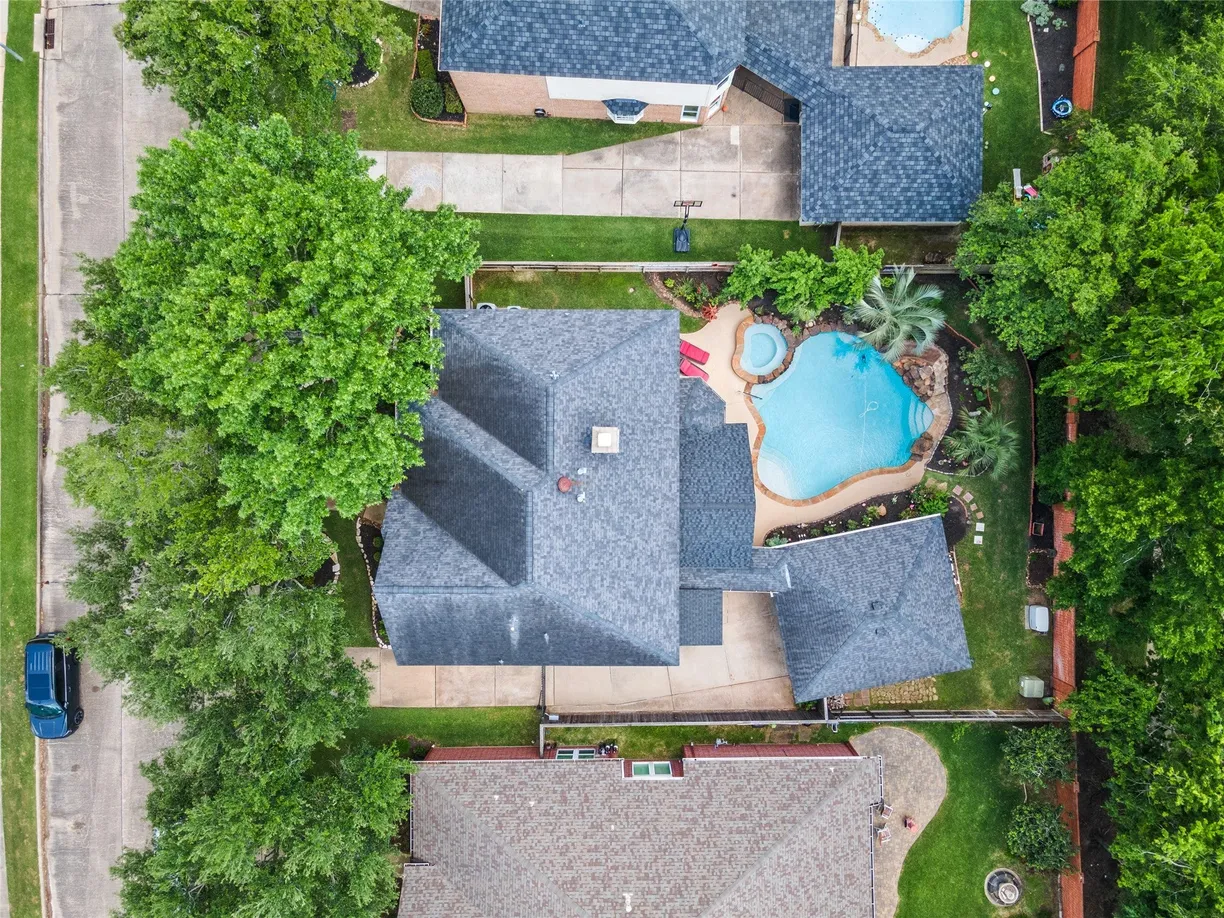 Houston Real Estate | View 7706 Treeline Drive | room 1