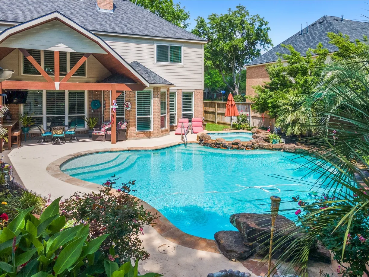 Houston Real Estate | View 7706 Treeline Drive | room 2