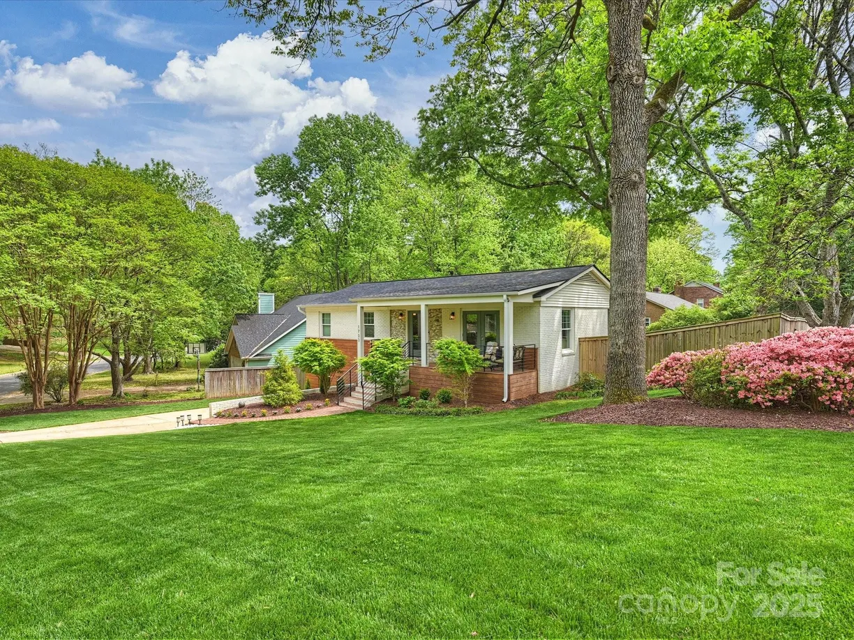 Charlotte Real Estate | View 1733 Piccadilly Drive | room 1