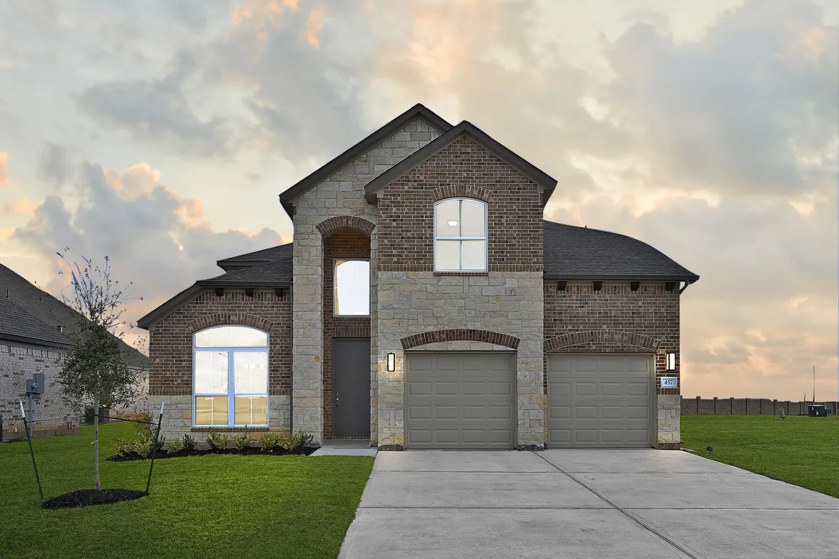 Houston Suburbs Real Estate | View 457 Piney Rocks Lane | 4 Beds, 3 Baths