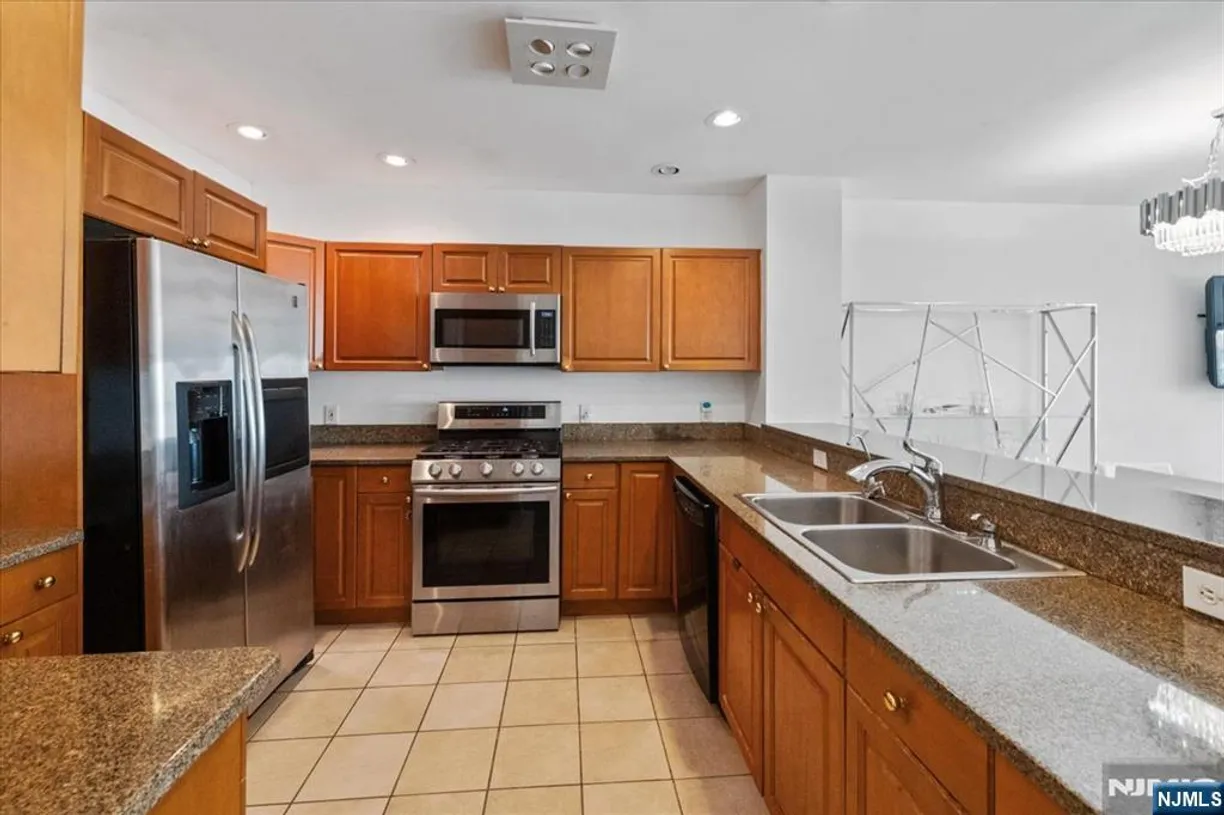 Bergen County Real Estate | View 217 The Promenade 217 | room 2