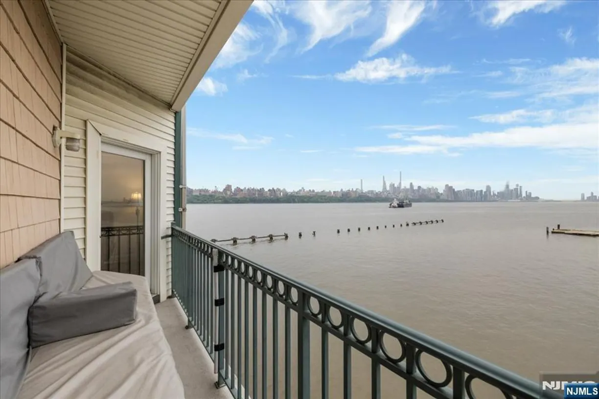 Bergen County Real Estate | View 217 The Promenade 217 | room 1
