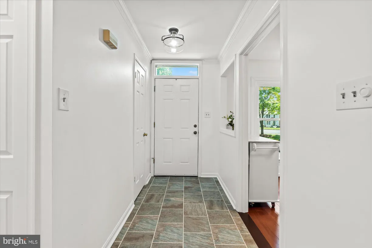 Washington Metro Area Real Estate | View 7232 Cherwell Lane | room 1