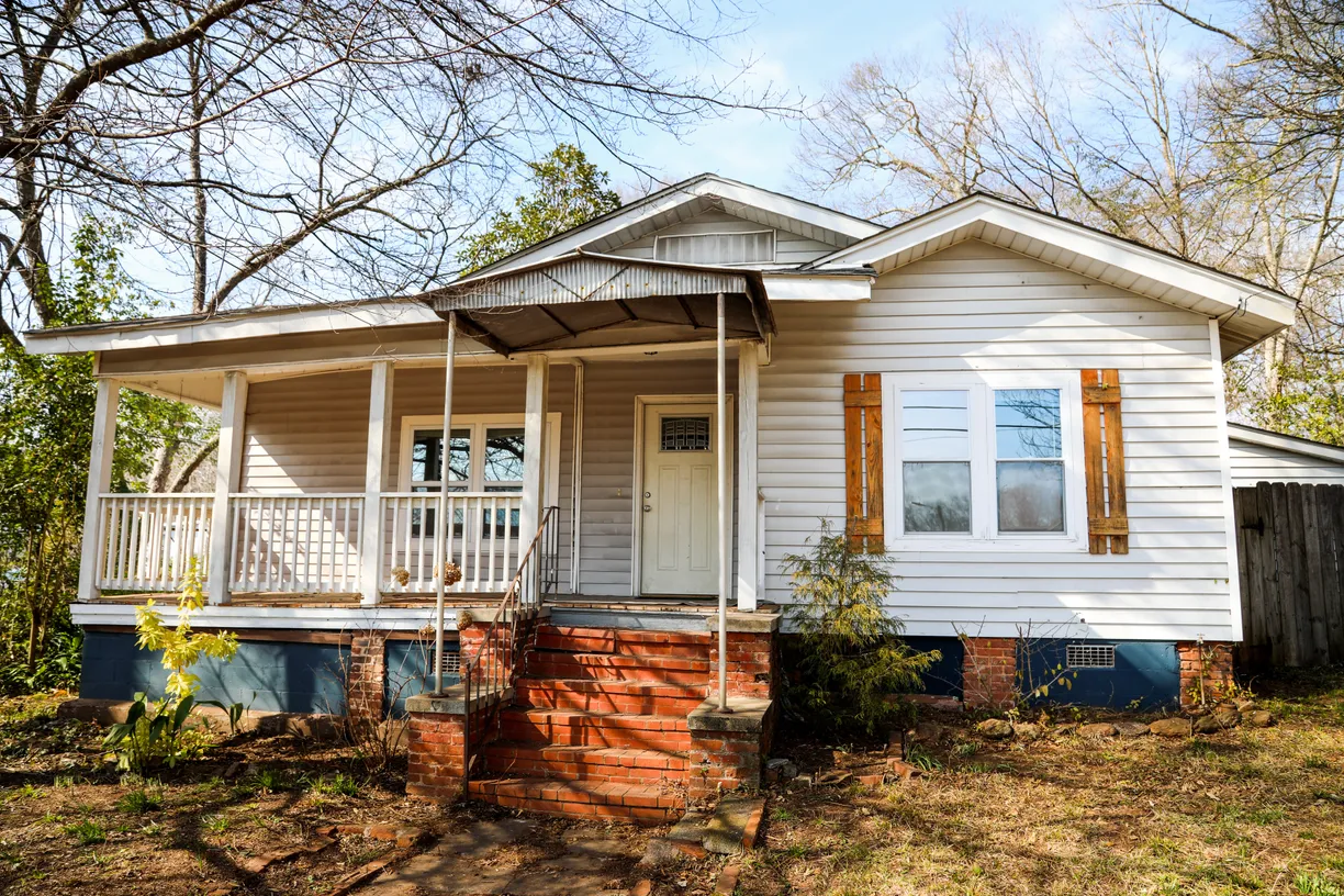 Athens, GA Real Estate | View 1398 Hancock Avenue W | 2