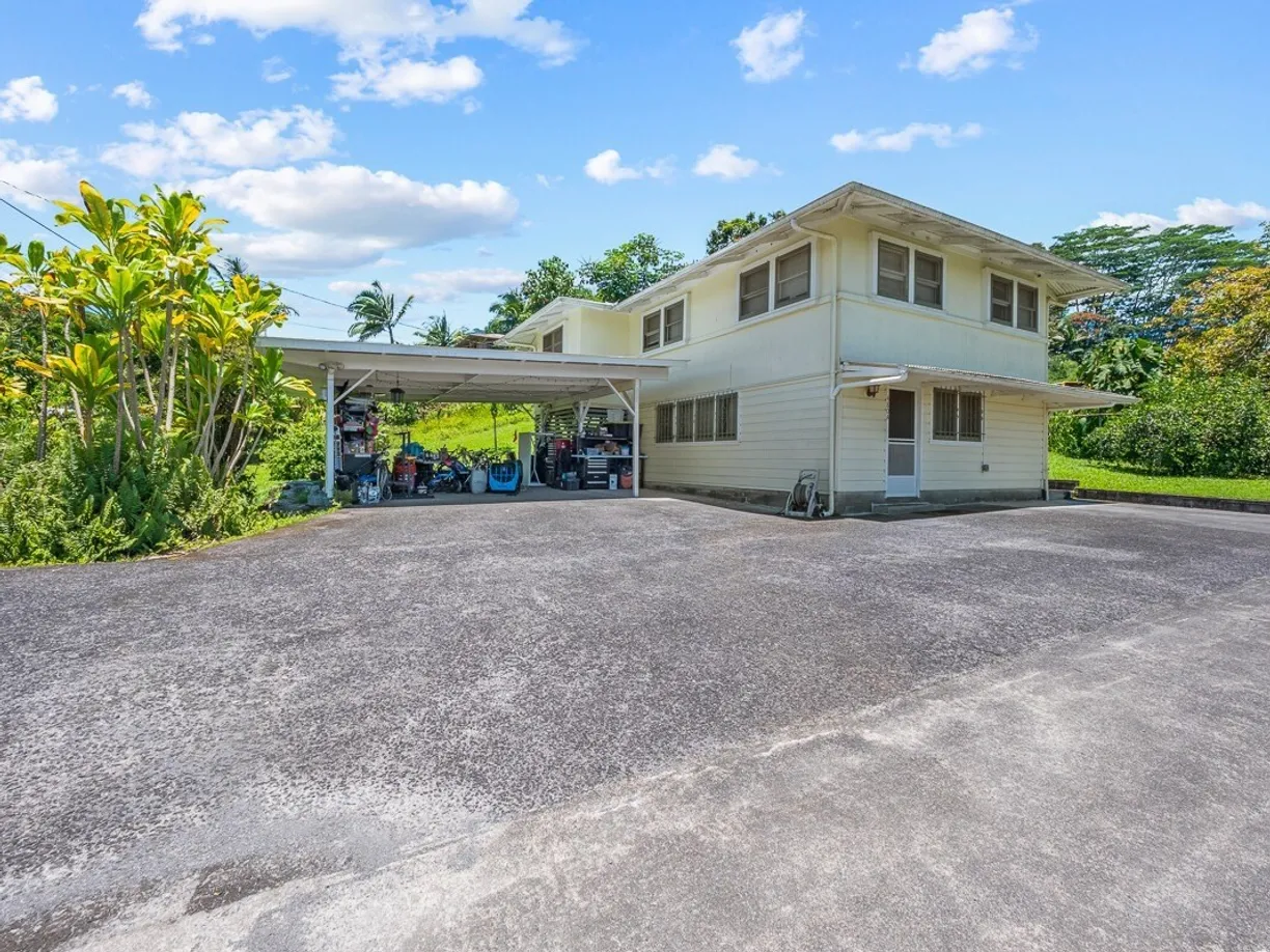 Hawaii Real Estate | View 480 INIA LN | 4 Beds, 2 Baths