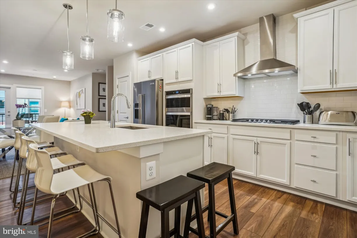 Washington Metro Area Real Estate | View 102 Saint Ives Place Unit# 209 | room 2
