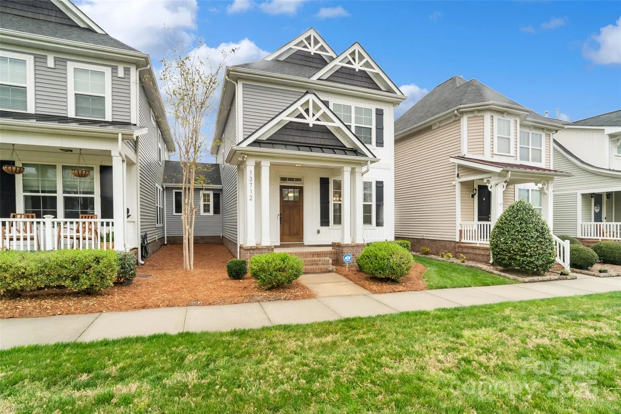 Charlotte Real Estate | View 13712 Bonnerby Court | room 2