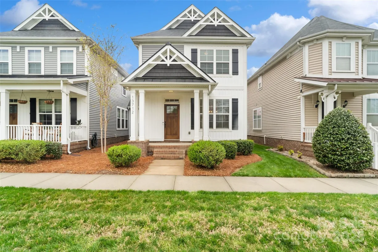 Charlotte Real Estate | View 13712 Bonnerby Court | room 1