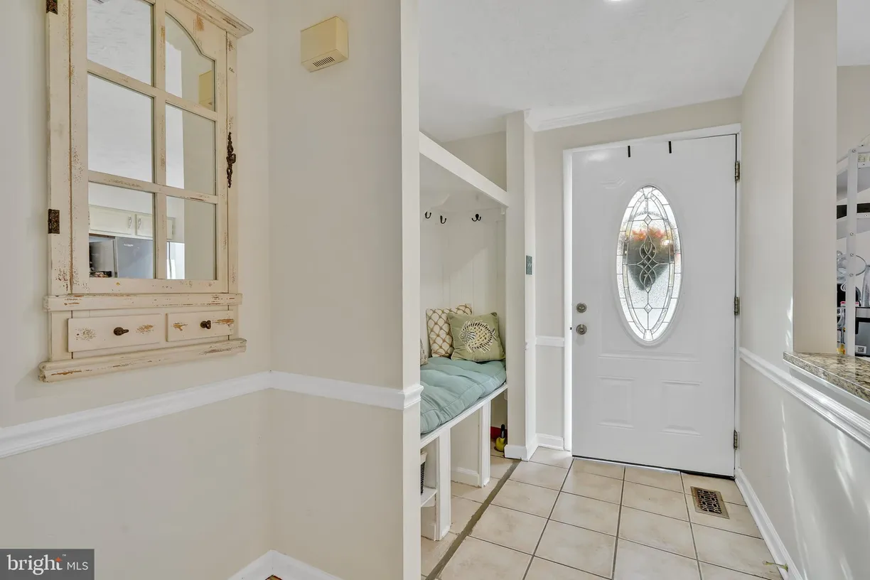 Washington Metro Area Real Estate | View 13648 Forest Pond Court | room 2