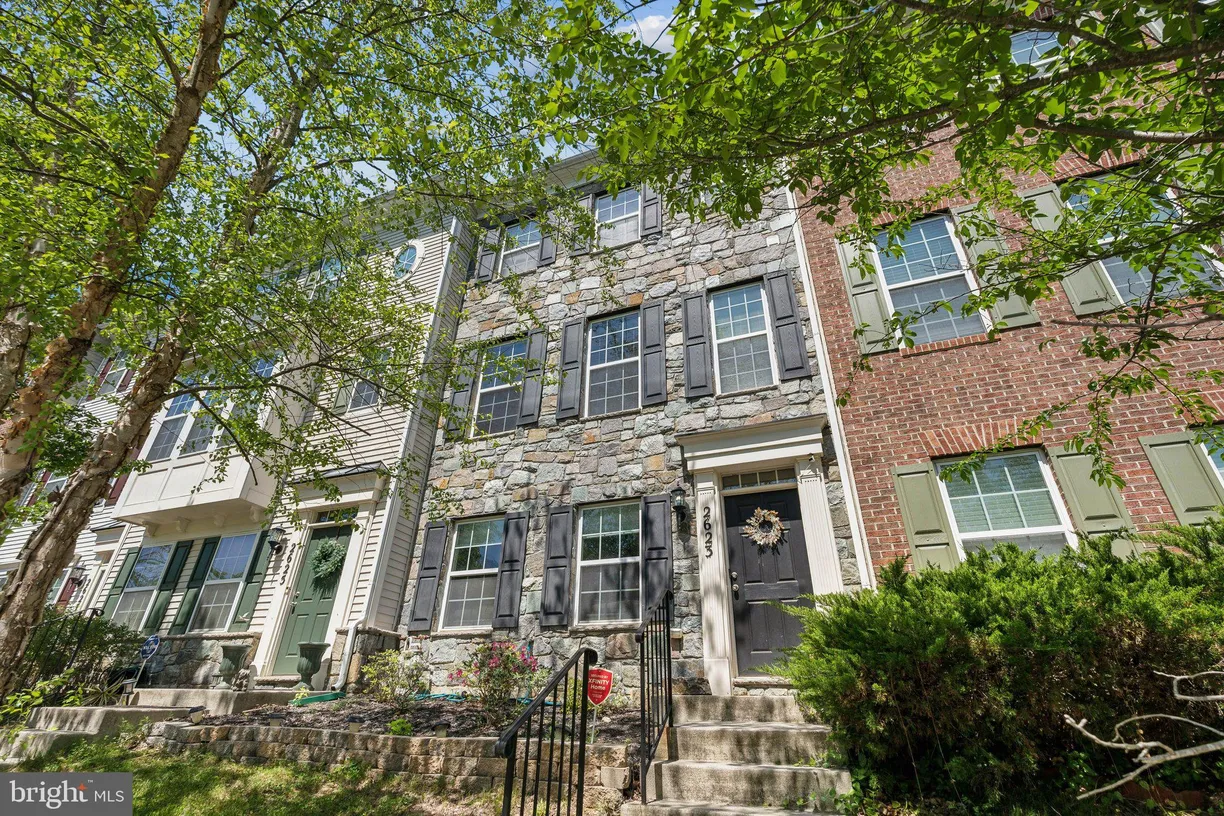 Washington Metro Area Real Estate | View 2623 River Basin Lane | 3 Beds, 2 Baths