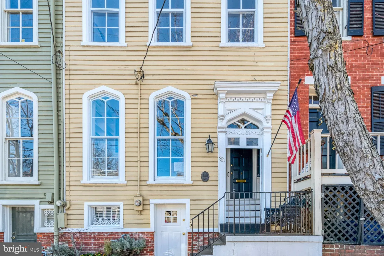 Washington Metro Area Real Estate | View 321 S Pitt Street | room 1