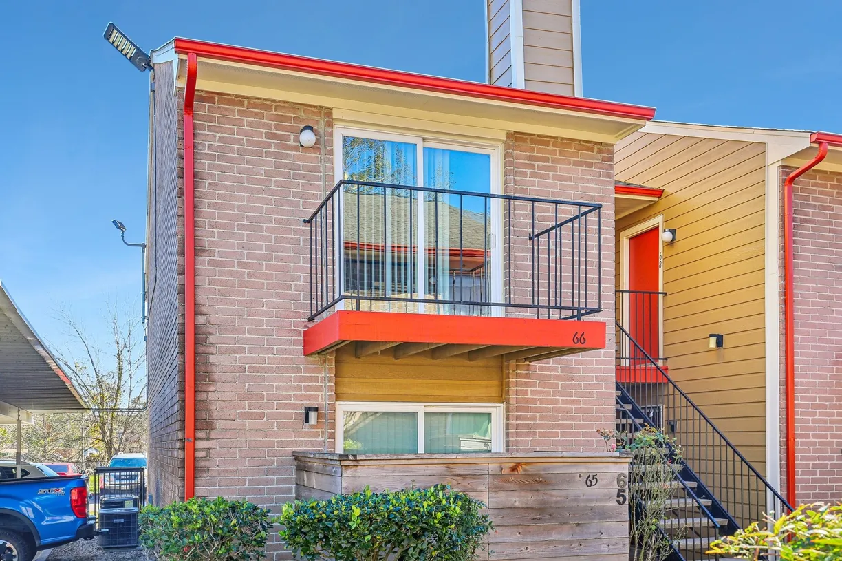 Houston Real Estate | View 12955 Woodforest Boulevard #66 | room 2
