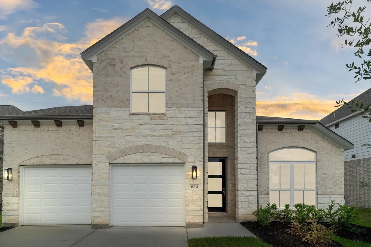 Houston Suburbs Real Estate | View 18231 Windy Knoll Way Way | 4 Beds, 3 Baths