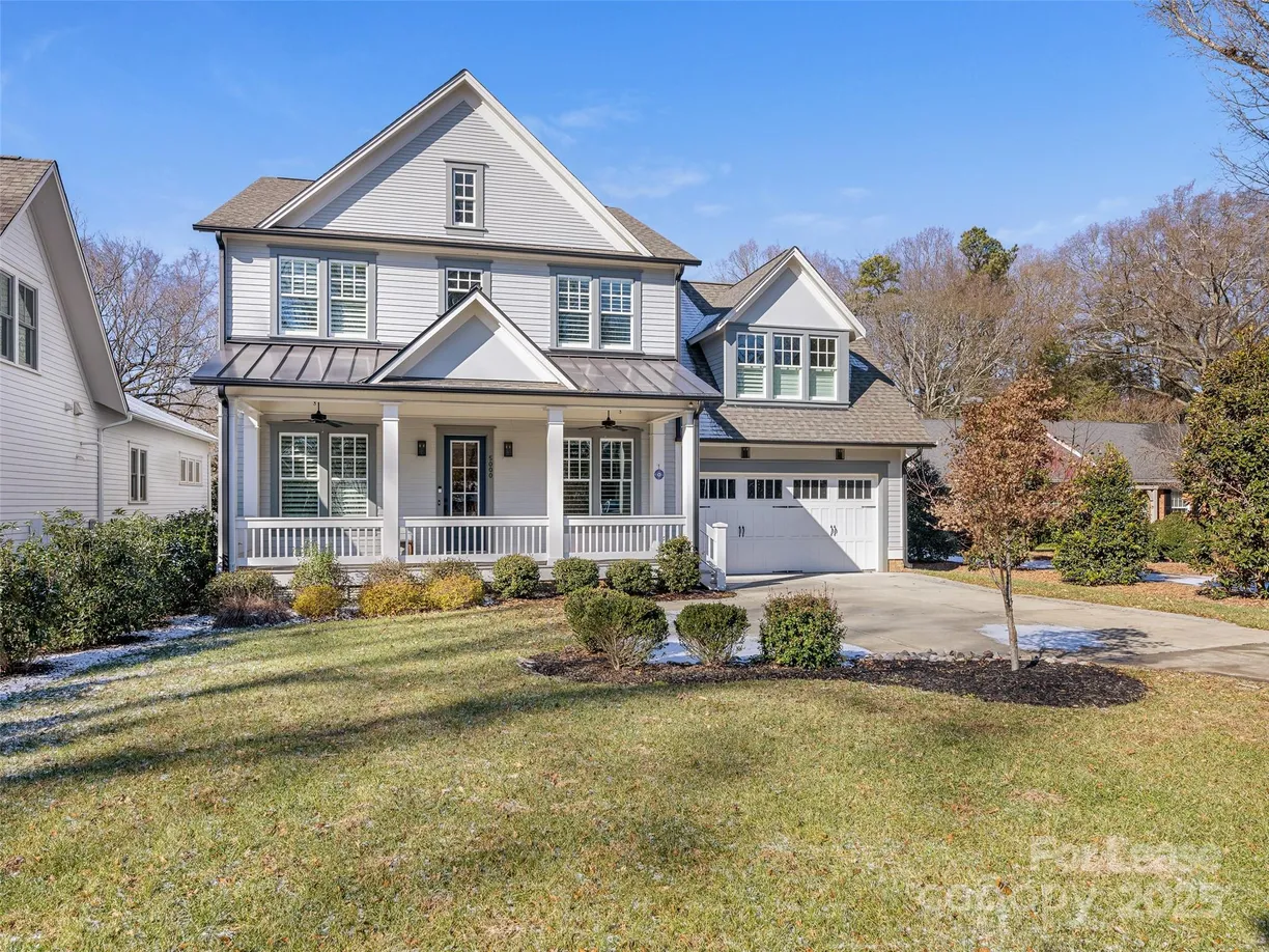 Charlotte Real Estate | View 5000 Sharon View Road | 4 Beds, 3 Baths