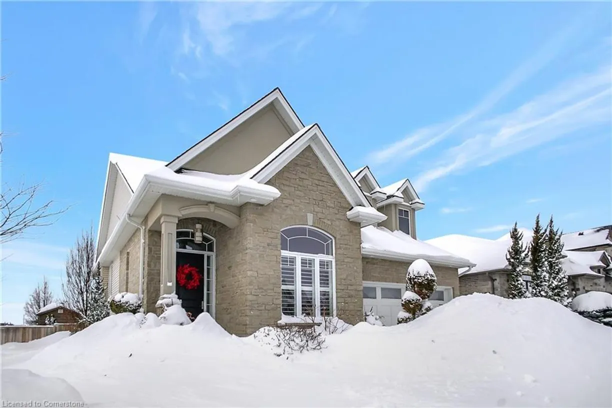 Ontario Real Estate | View 101 Ottawa Avenue | Photo2