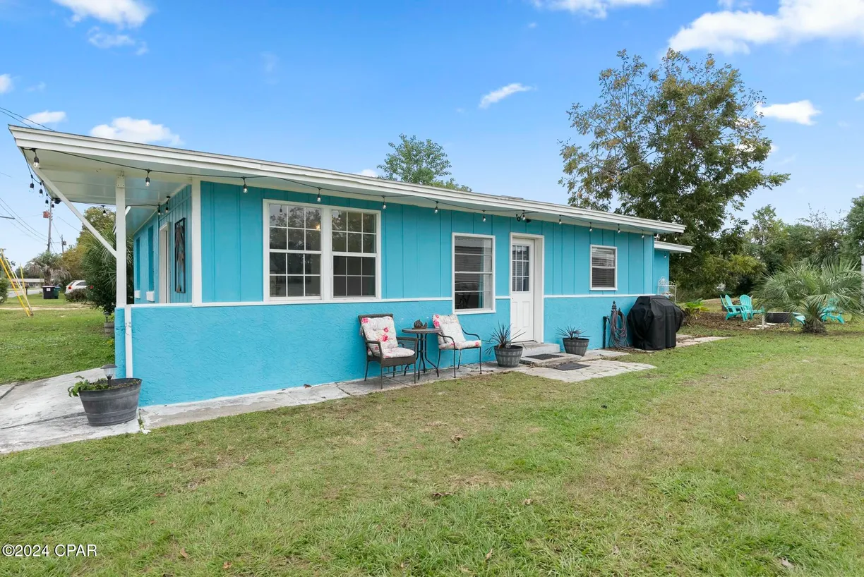 Northwest Florida Real Estate | View 3915 W 25th Court | room 1