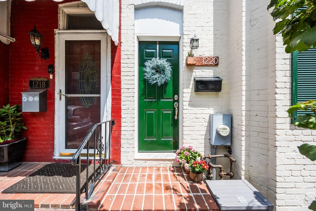 Washington Metro Area Real Estate | View 1220 Wylie Street NE | room 1