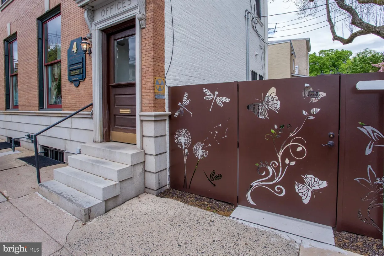 Central NJ/Bucks County, PA Real Estate | View 41E Bridge Street | 1 Bed, 1 Bath