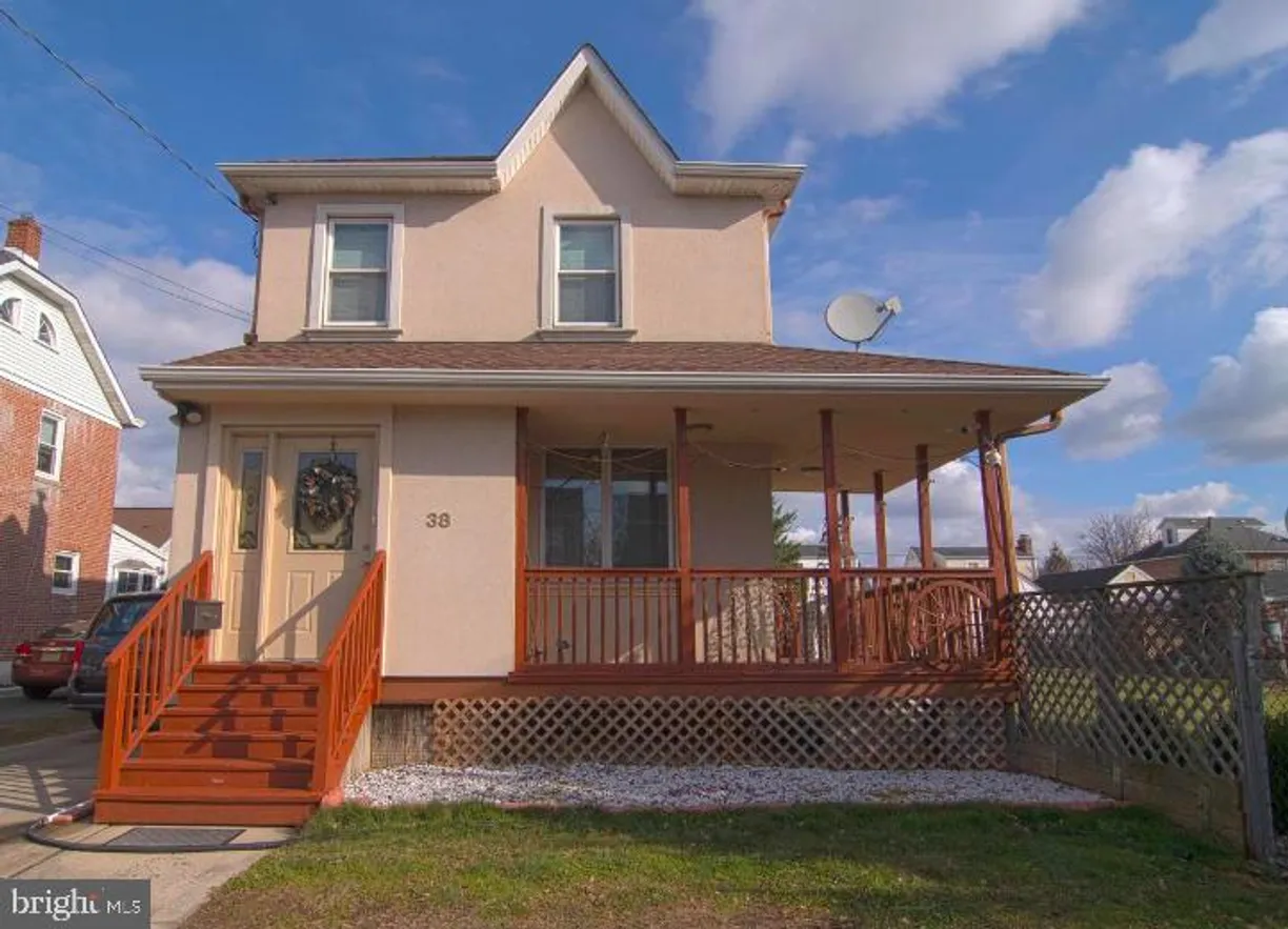Central NJ/Bucks County, PA Real Estate | View 38 Myrtle St | 4 Beds, 2 Baths
