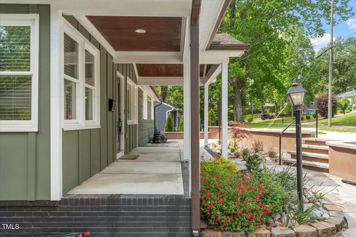 Raleigh, NC Real Estate | View 2114 Woodview Drive | room 2