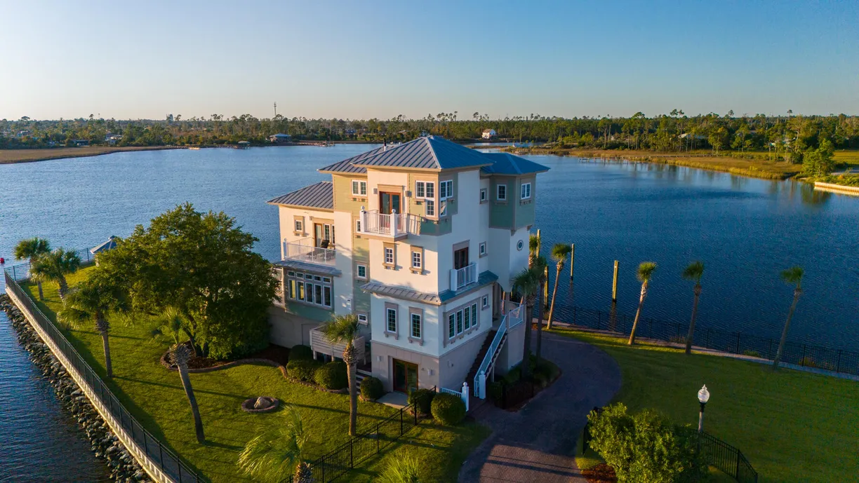 Northwest Florida Real Estate | View 6701 Yacht Club Drive | room 2