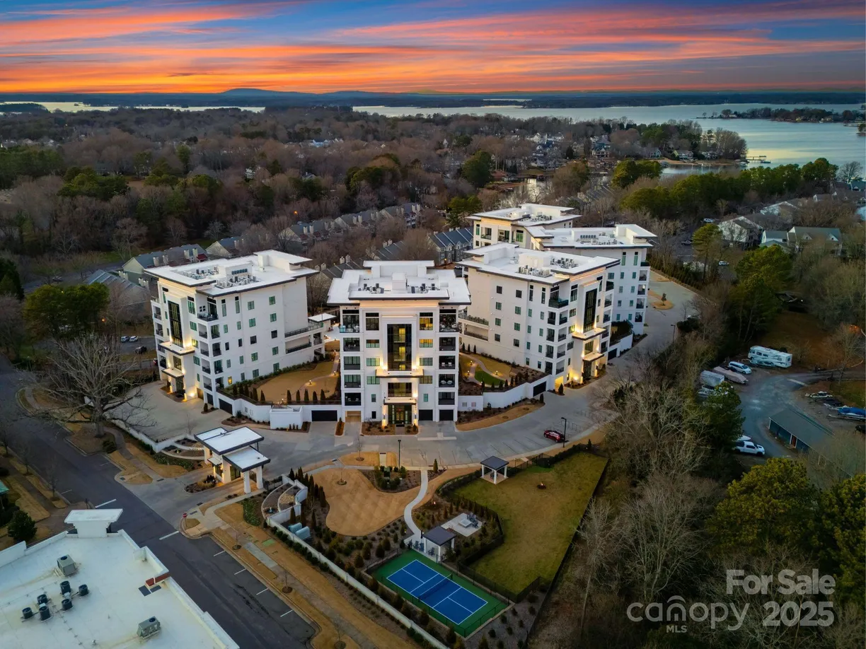Charlotte Real Estate | View 19329 Watermark Drive #261/262 | 5 Beds, 5 Baths
