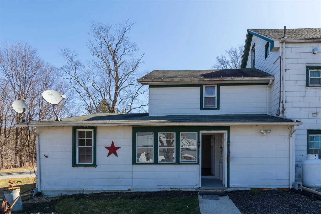 Hudson Valley Real Estate | View 5625-5639 Route 82 | room 1